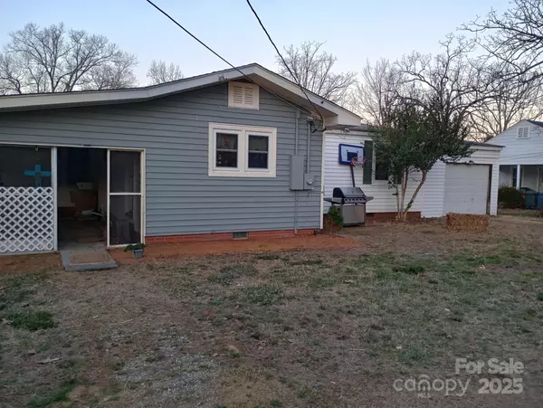 Salisbury, NC 28146,1426 E Council ST