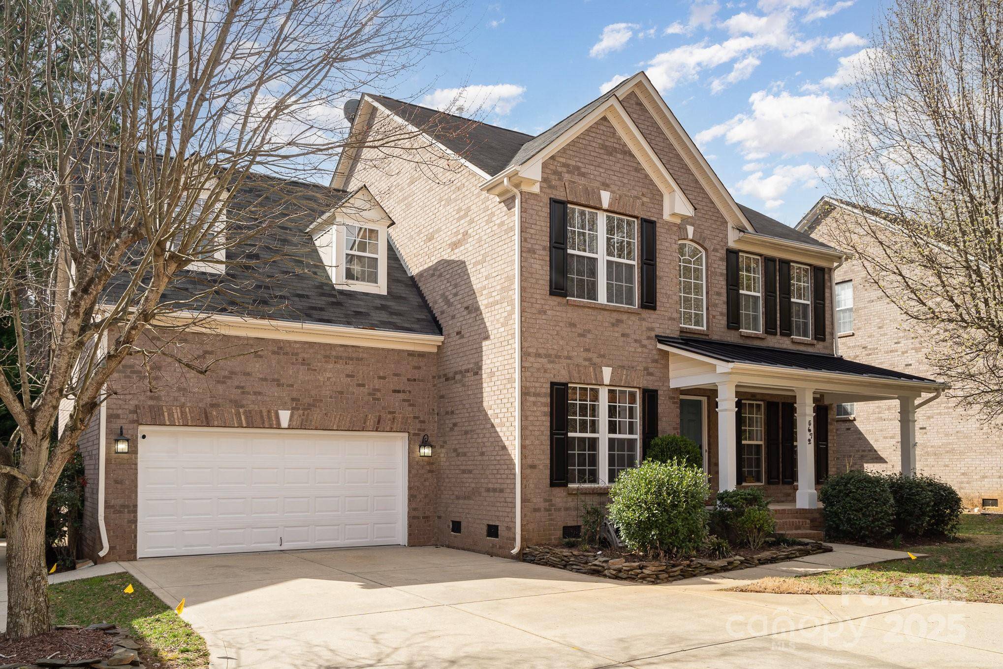 5672 Wrenfield CT, Charlotte, NC 28277