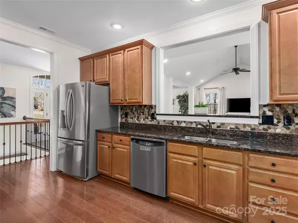 Arden, NC 28704,115 Springhead CT