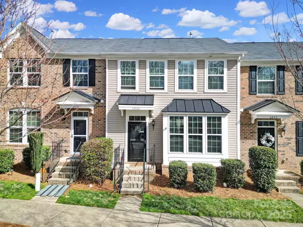 6846 Colonial Garden DR, Huntersville, NC 28078