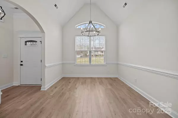 Fort Mill, SC 29715,910 Pine Knoll RD #13