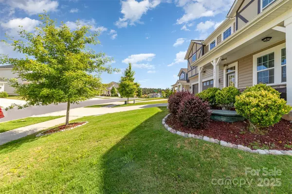 Charlotte, NC 28278,19113 Hawk Haven LN