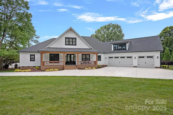 Mooresville, NC 28117,106 Beachview DR