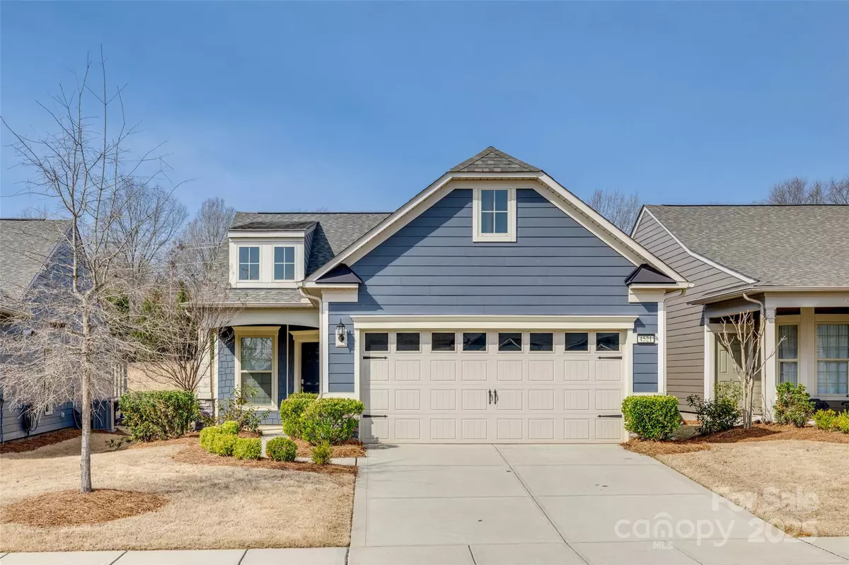 Fort Mill, SC 29715,4521 Middlebury LN