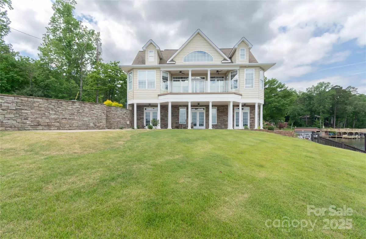 Norwood, NC 28128,627 Birdie LN #21/22