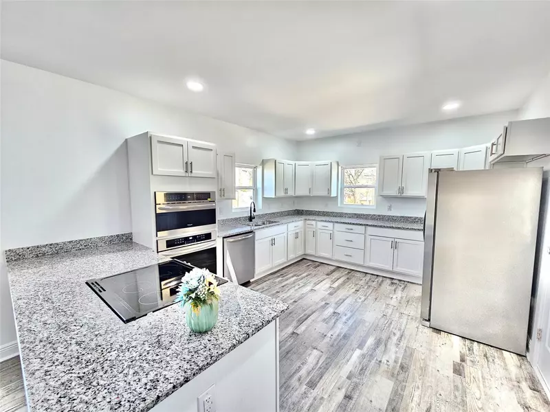 405 Aquadale RD, Albemarle, NC 28001