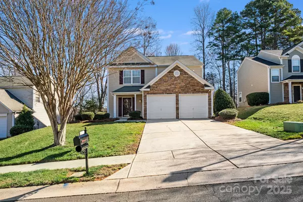 6636 Rustic View CT, Charlotte, NC 28216