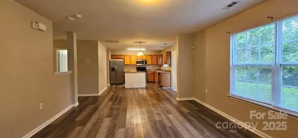 Charlotte, NC 28208,2108 Cranberry Woods CT