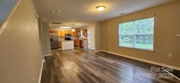 Charlotte, NC 28208,2108 Cranberry Woods CT