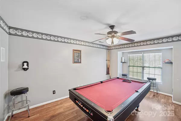 Matthews, NC 28105,10094 Treeside LN
