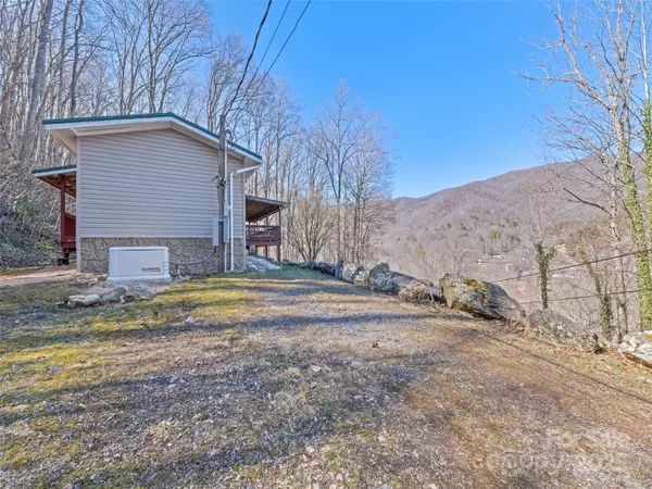 Waynesville, NC 28785,293 Mattie Marion RD