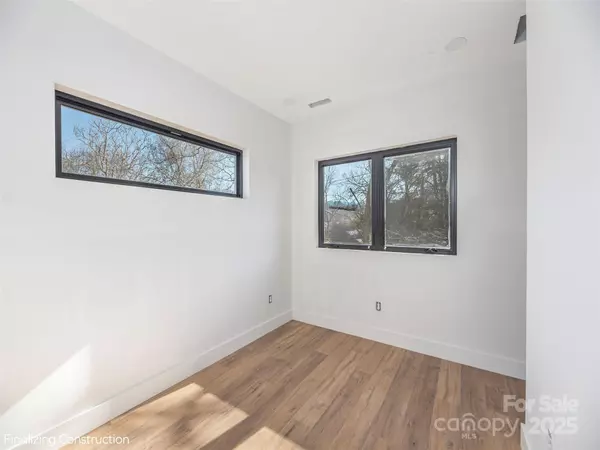 Waynesville, NC 28786,20 Leap Frog PARK