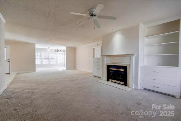 Shelby, NC 28150,11 Heritage LN