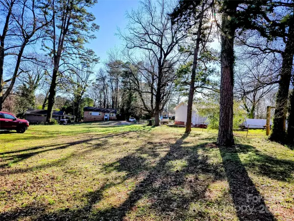 Charlotte, NC 28208,4220 Mckinley DR