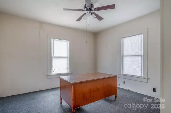 Brevard, NC 28712,262 S Caldwell ST S