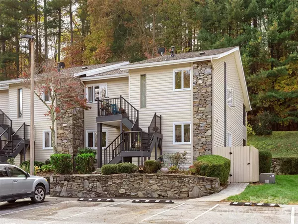 Hendersonville, NC 28791,610 Britton Creek DR