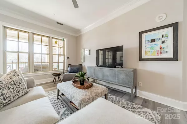 Charlotte, NC 28211,2823 Providence RD #236