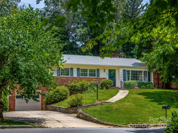 Asheville, NC 28804,309 Country Club RD