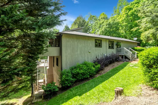 Asheville, NC 28803,97 Ballantree DR