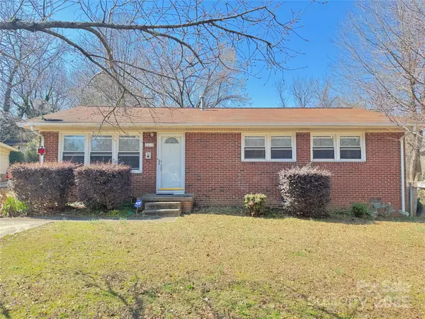 Charlotte, NC 28215,2210 Milton RD
