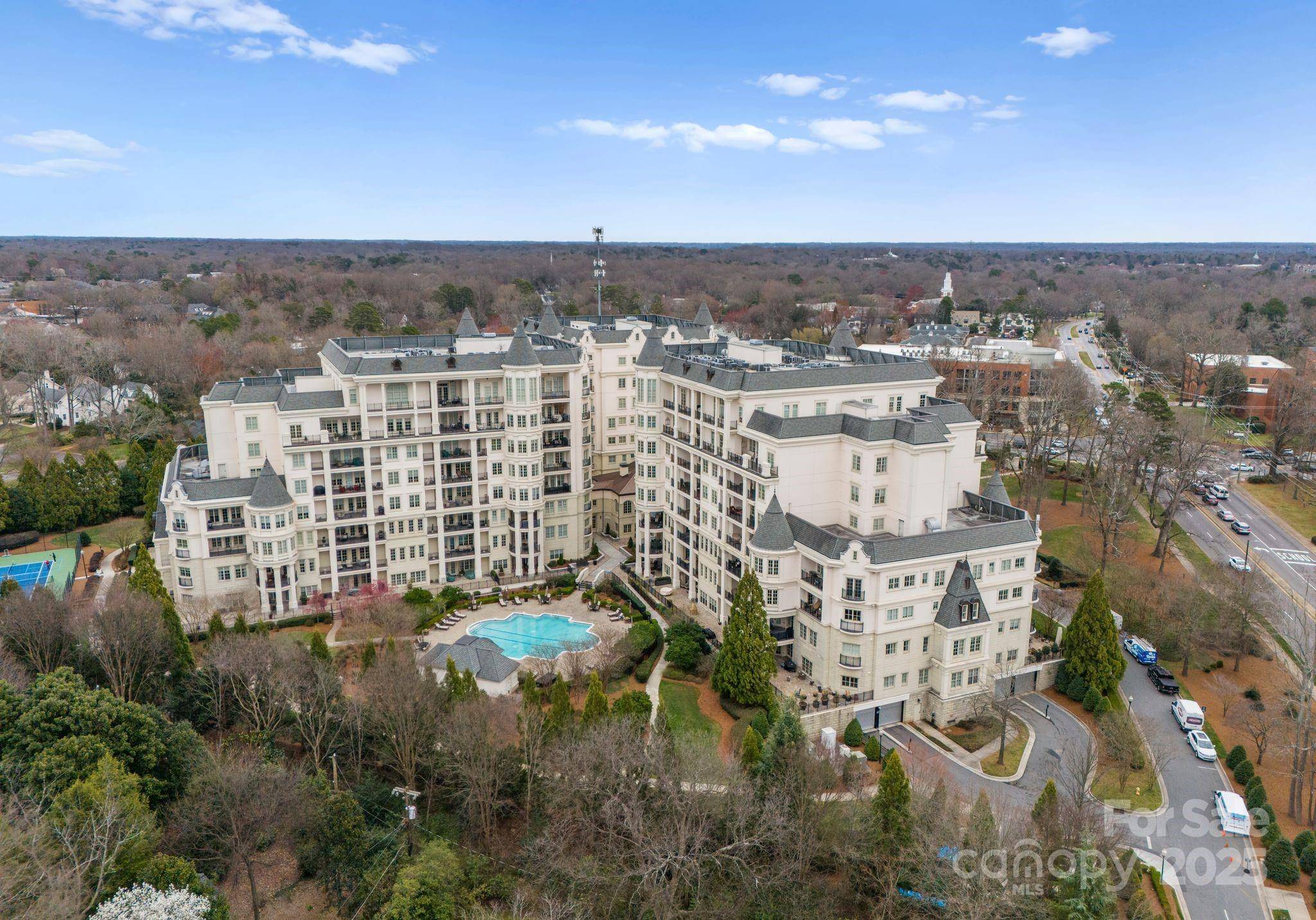 Charlotte, NC 28211,2823 Providence RD #156