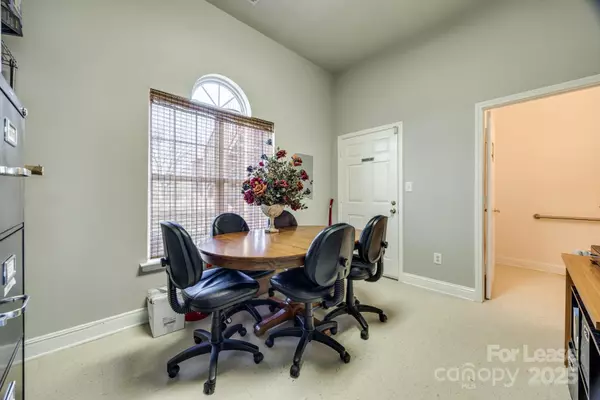 Waxhaw, NC 28173,5923 Waxhaw HWY