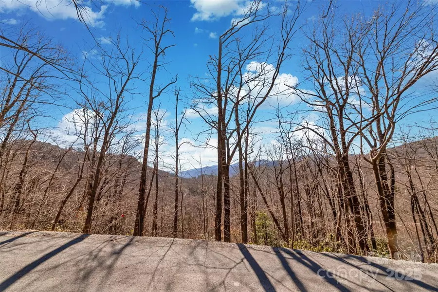965 Wolf Pen RD, Old Fort, NC 28762