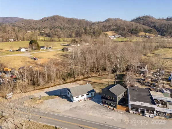 1464 & 1462 Cane Creek RD, Fletcher, NC 28732