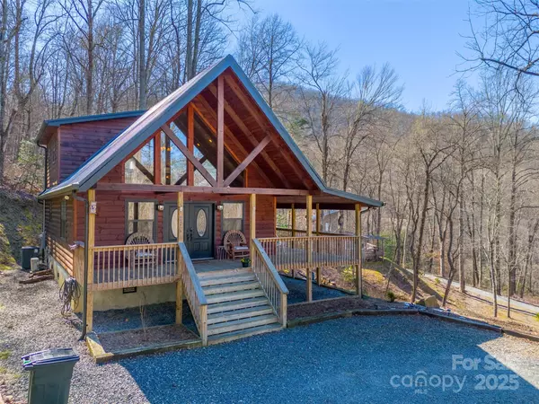 Bryson City, NC 28713,270 Overlook RD