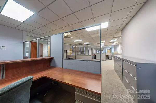 Gastonia, NC 28052,257 W Main AVE