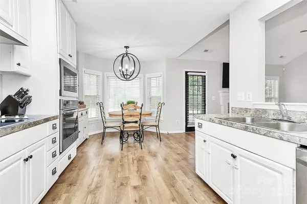 Mint Hill, NC 28227,13930 Thompson RD