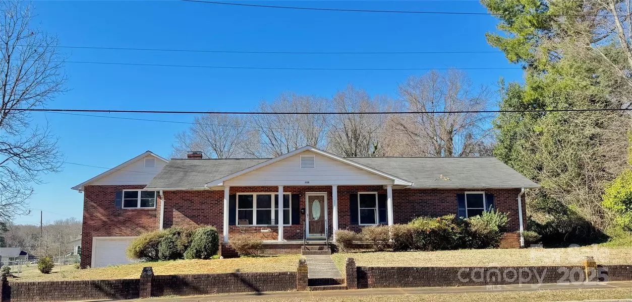 408 E Ryder AVE, Landis, NC 28088