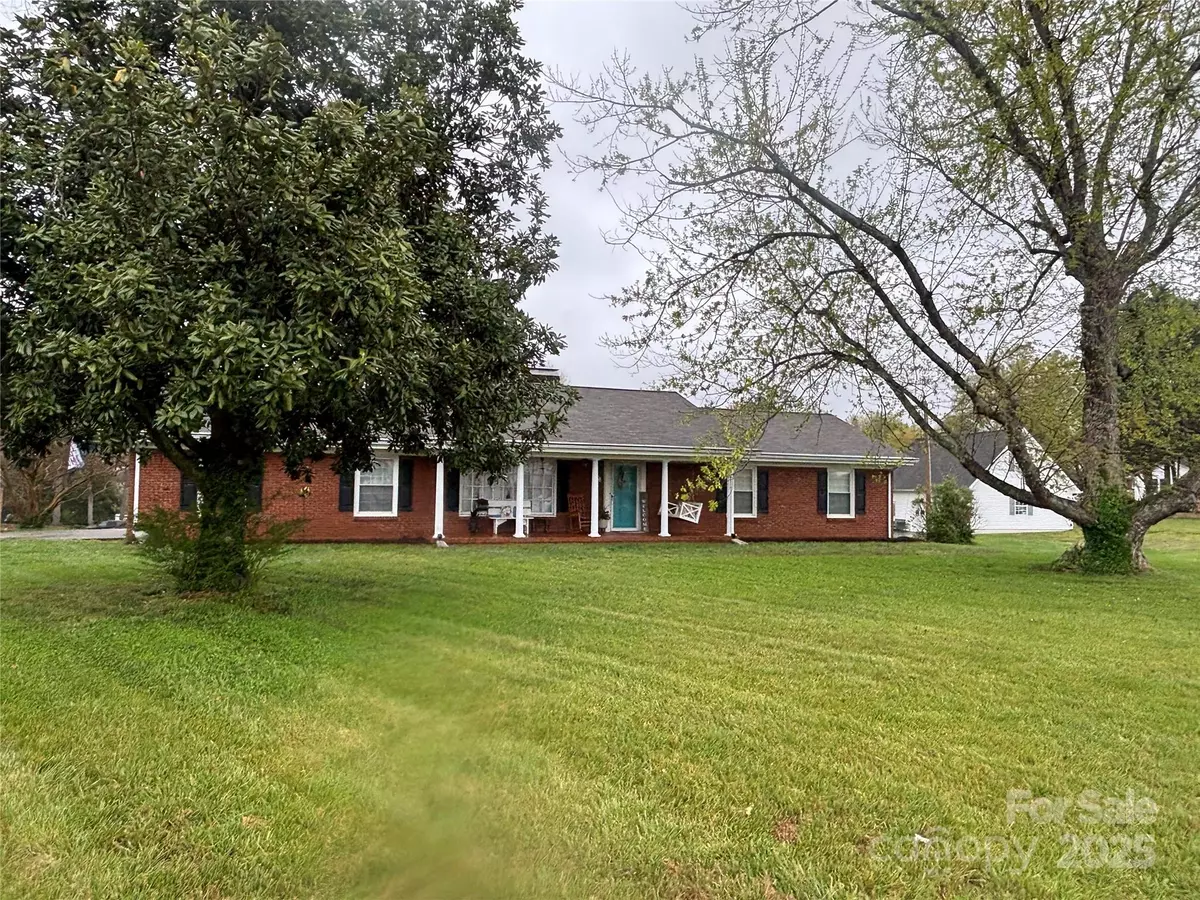 Taylorsville, NC 28681,30 Hillsboro RD