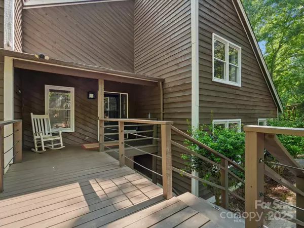 Tega Cay, SC 29708,5084 Mariana CT