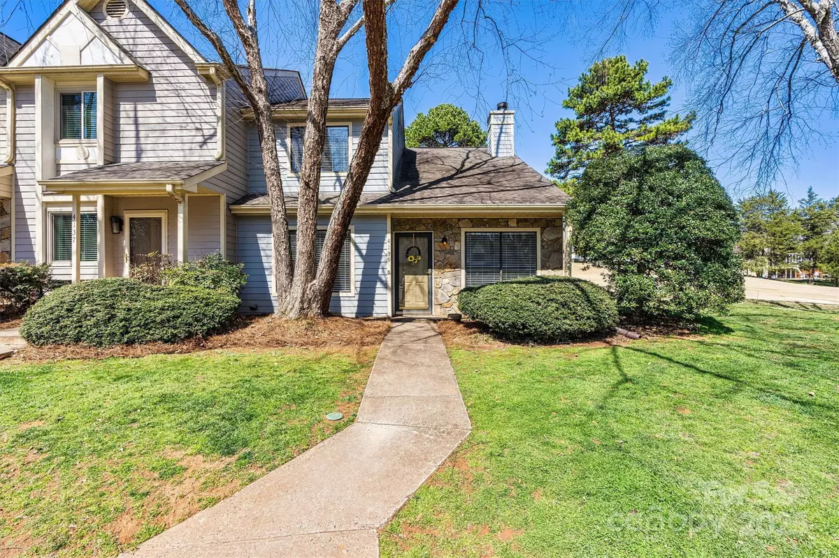 Charlotte, NC 28277,4139 N Course DR