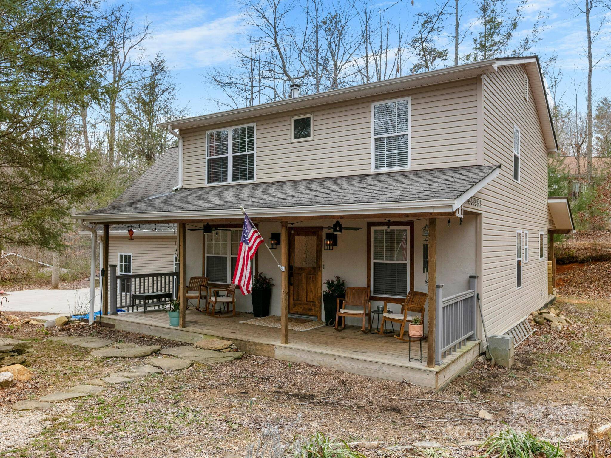 10 Bear TRL, Fairview, NC 28730