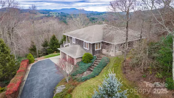 439 Glen View RD, Boone, NC 28607