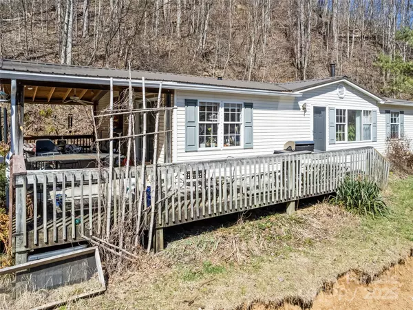 Clyde, NC 28721,454 Short Ridge LN