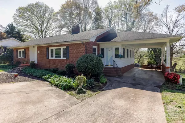 Rutherfordton, NC 28139,155 Fernwood CIR