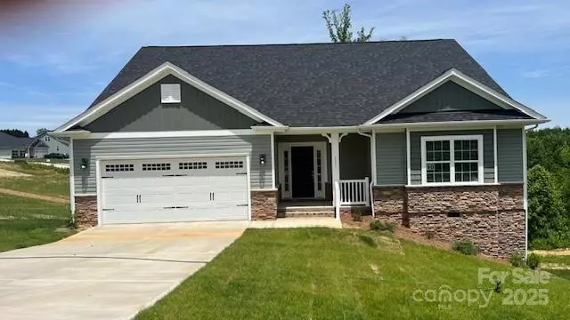Statesville, NC 28677,111 High Rock CT #10