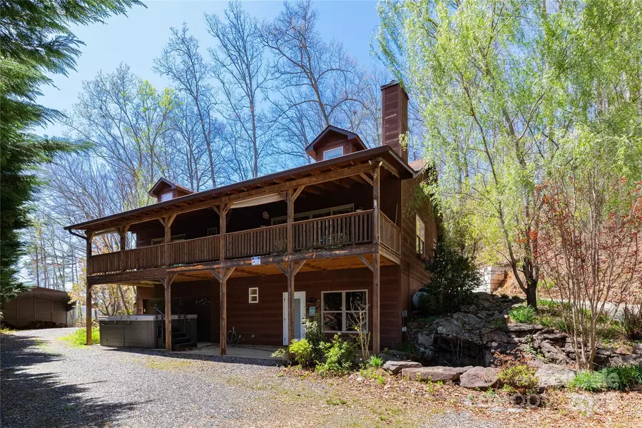 1591 Cope Creek RD, Sylva, NC 28779