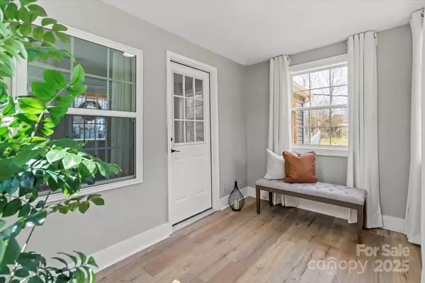 Gastonia, NC 28056,208 Hollifield ST