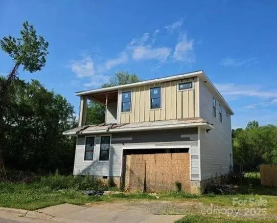 Charlotte, NC 28216,2725 Celia AVE