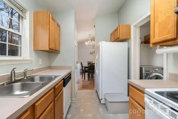 Charlotte, NC 28269,3604 Oakwood RD