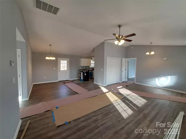 Morganton, NC 28655,107 Parkview PL