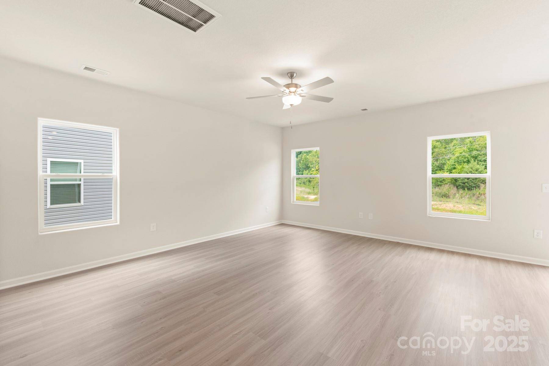Shelby, NC 28152,119 Lightning DR