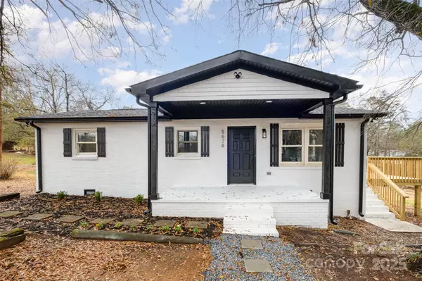 Conover, NC 28613,5674 Alan D Good LN