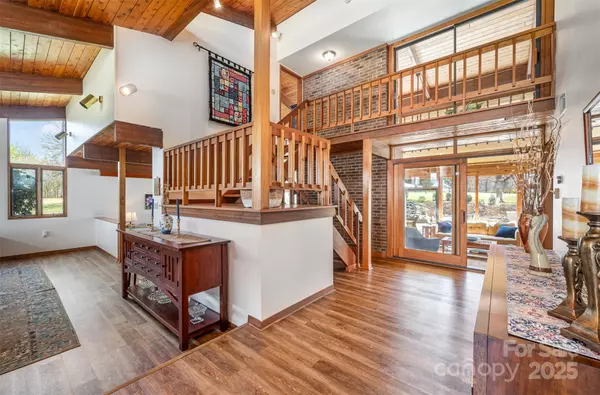 Statesville, NC 28625,190 Country DR