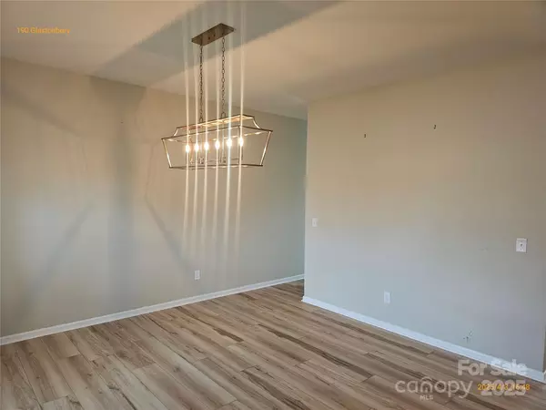 Mooresville, NC 28115,190 Glastonbury DR