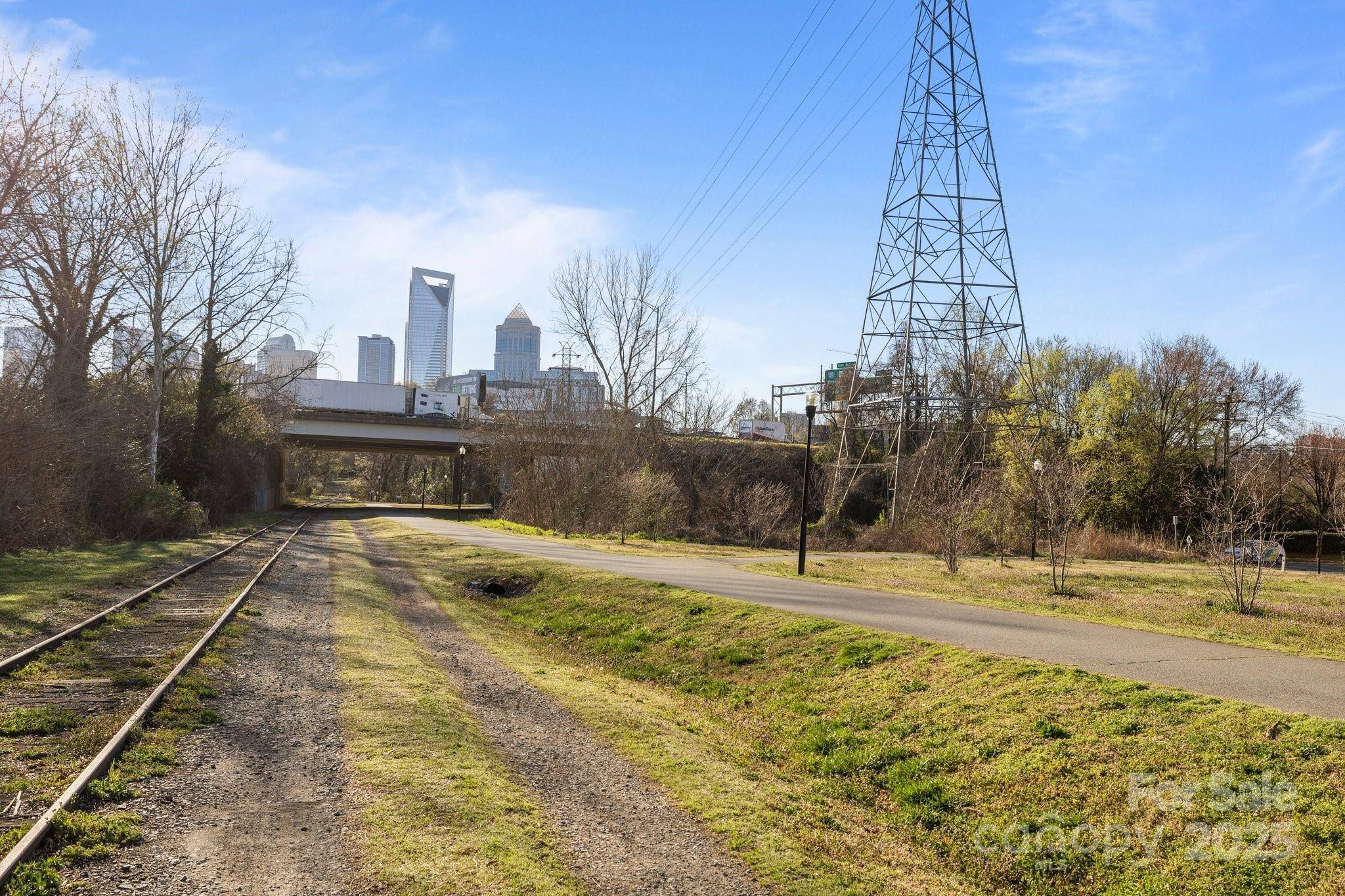 Charlotte, NC 28208,1335 Summit Greenway CT
